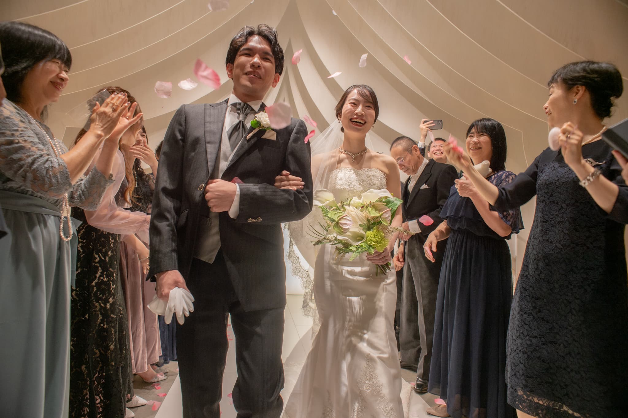 ウェディングレポート第二弾【ビッグクラッカーでゲストも大喜び?】